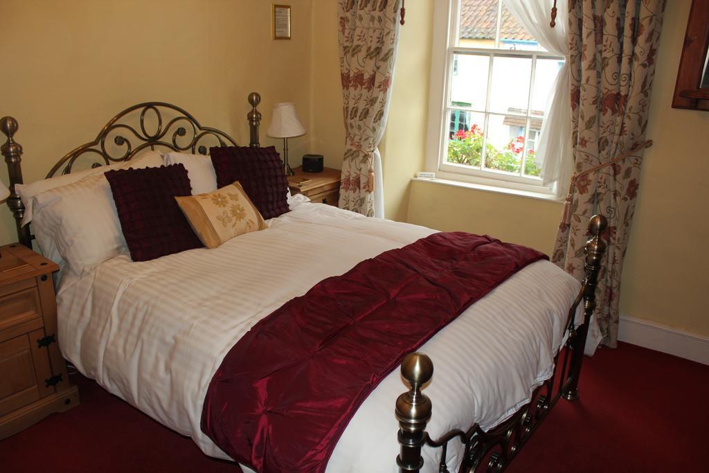 Exmoor House Hotel ดันสเตอร์ ภายนอก รูปภาพ