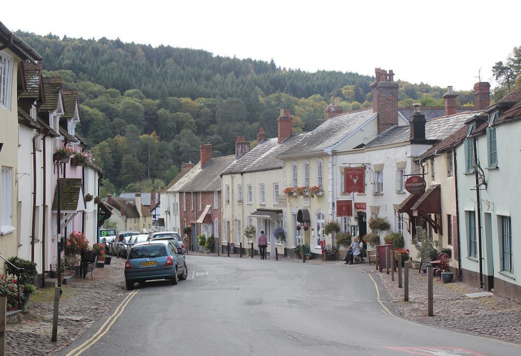 Exmoor House Hotel ดันสเตอร์ ภายนอก รูปภาพ