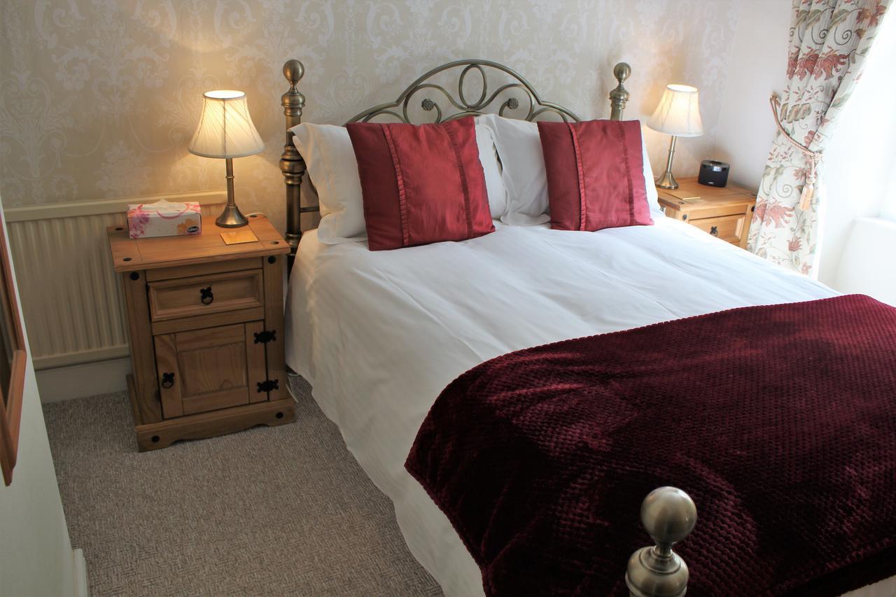 Exmoor House Hotel ดันสเตอร์ ภายนอก รูปภาพ